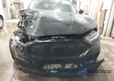 2021 Ford Mustang Mach-E Select z USA, uszkodzony, nr VIN 3FMTK1SS2MMA43765